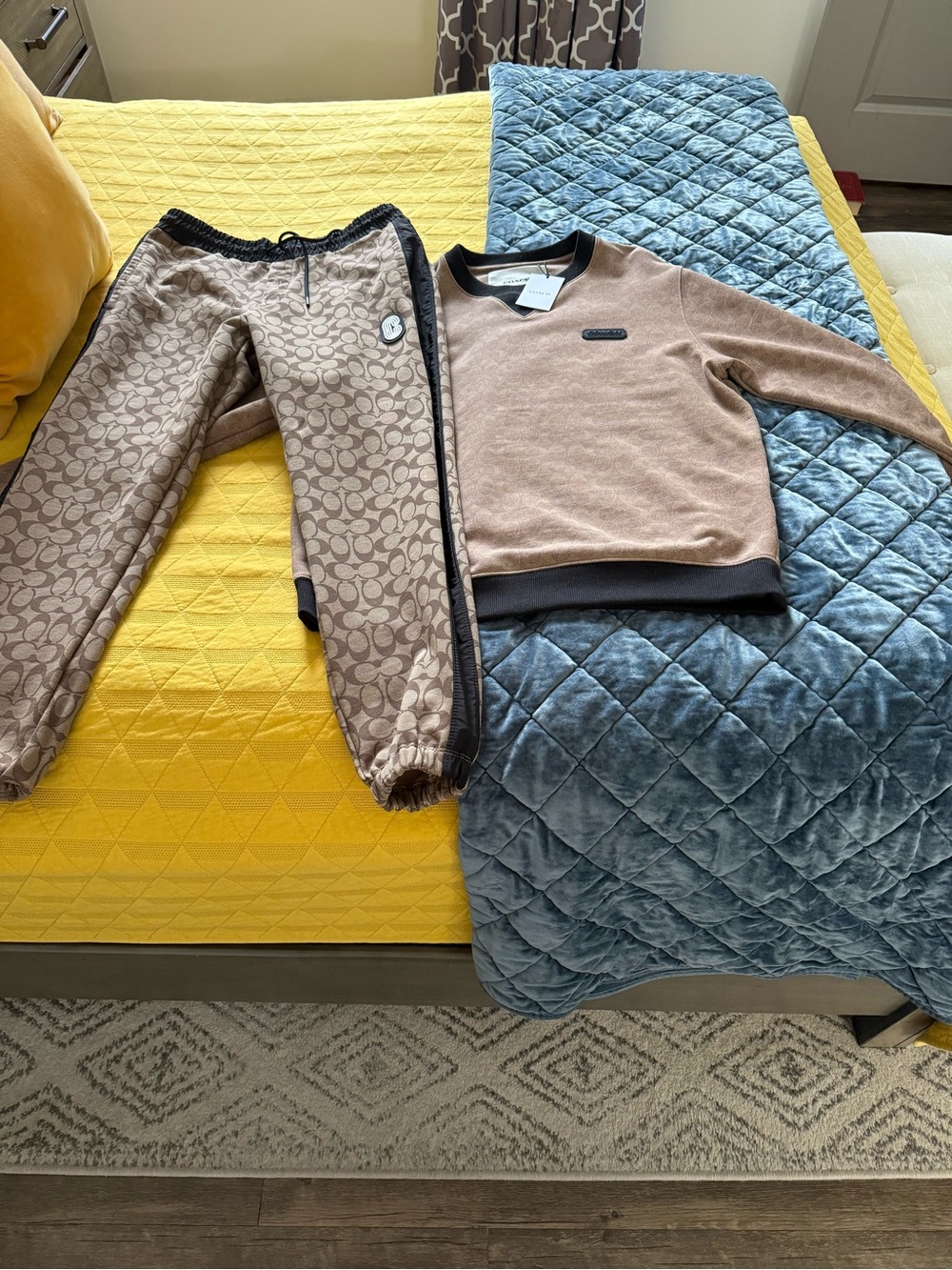 Coach Men’s Tan and Black Crewneck Sweatshirt